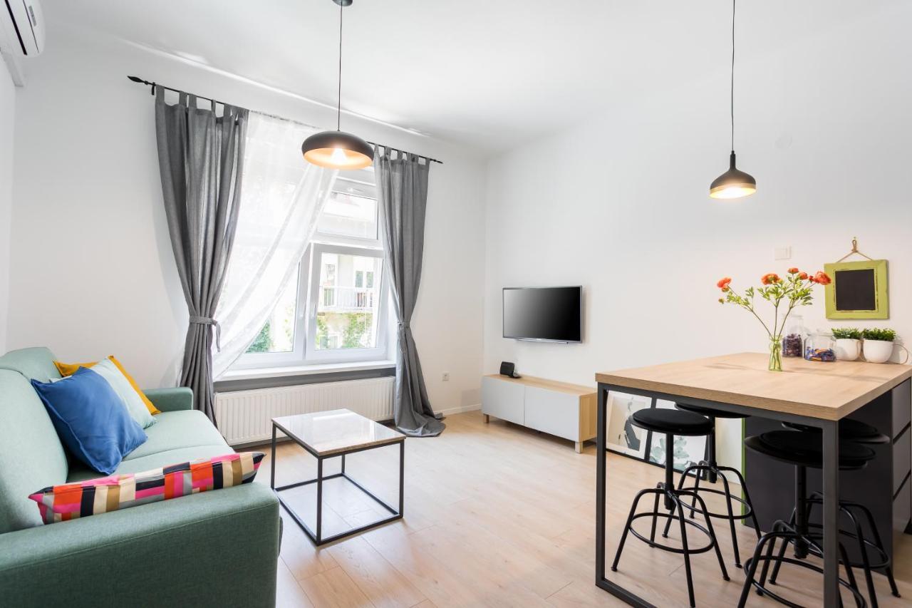 Go2Zagreb Chick Apartment Private Parking Available Bagian luar foto